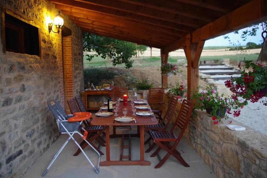 Bed and Breakfast La Prade Basse 82 Saint-Antonin Zimmer foto